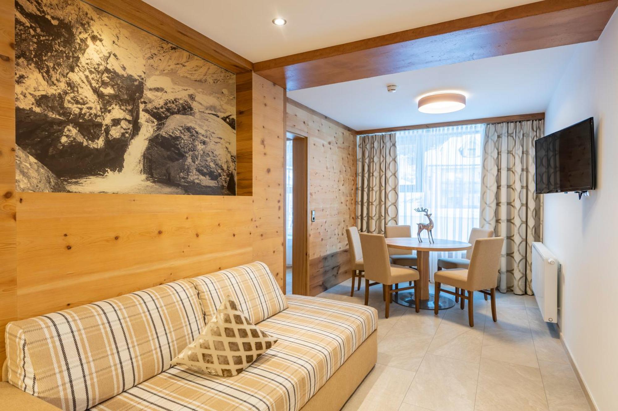 Hotel Olympia 4*